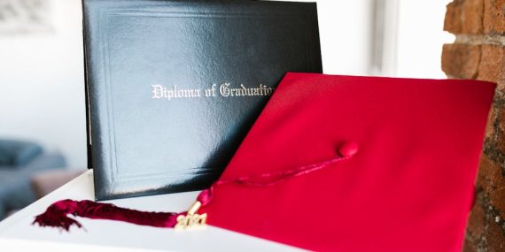 Okul-Seciminde-Dogru-Bilgiye-Ulasmanin-Onemi-Her-Gecen-Gun-Artiyor-featured